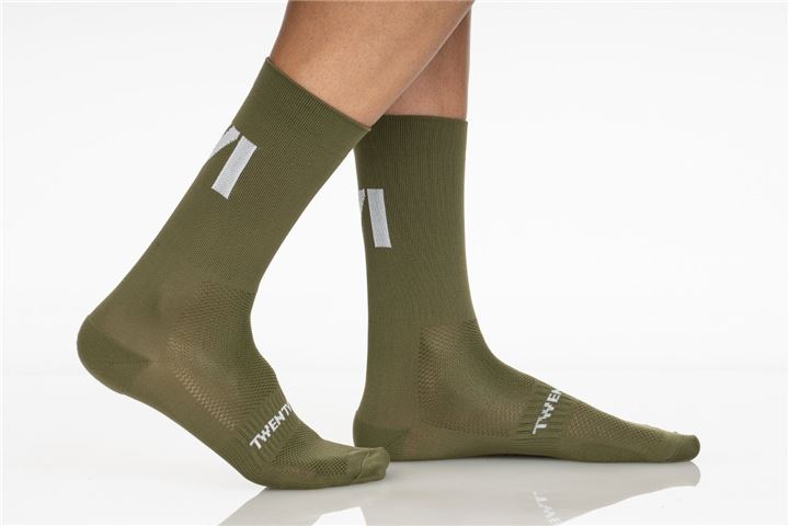 TWENTY ONE FACTORY MIDWEIGHT CUSHION SOCKS - OLIVE
